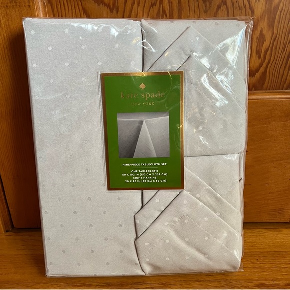 kate spade Other - Kate Spade Larabee Dot Tablecloth and Napkin Set NWT